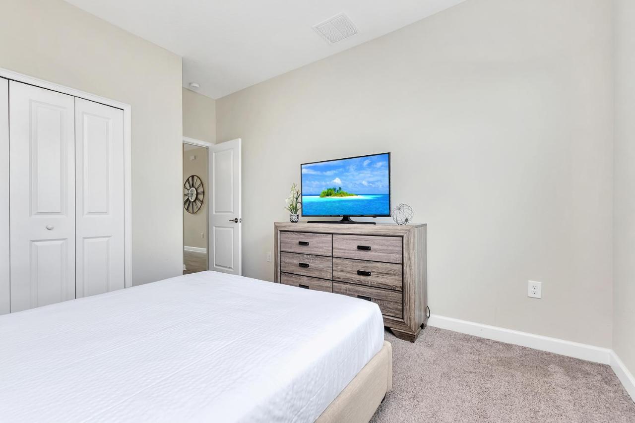 Stylish Wprivate Pool&spa, Near *